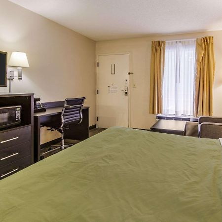Quality Inn & Suites Atlanta Gunung Stone Luaran gambar