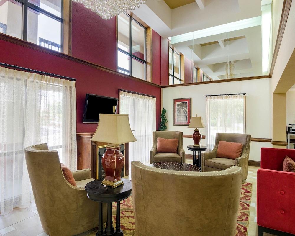 Quality Inn & Suites Atlanta Gunung Stone Luaran gambar