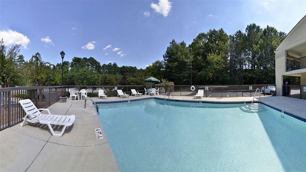 Quality Inn & Suites Atlanta Gunung Stone Luaran gambar