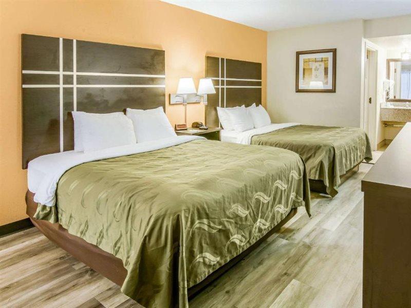 Quality Inn & Suites Atlanta Gunung Stone Luaran gambar