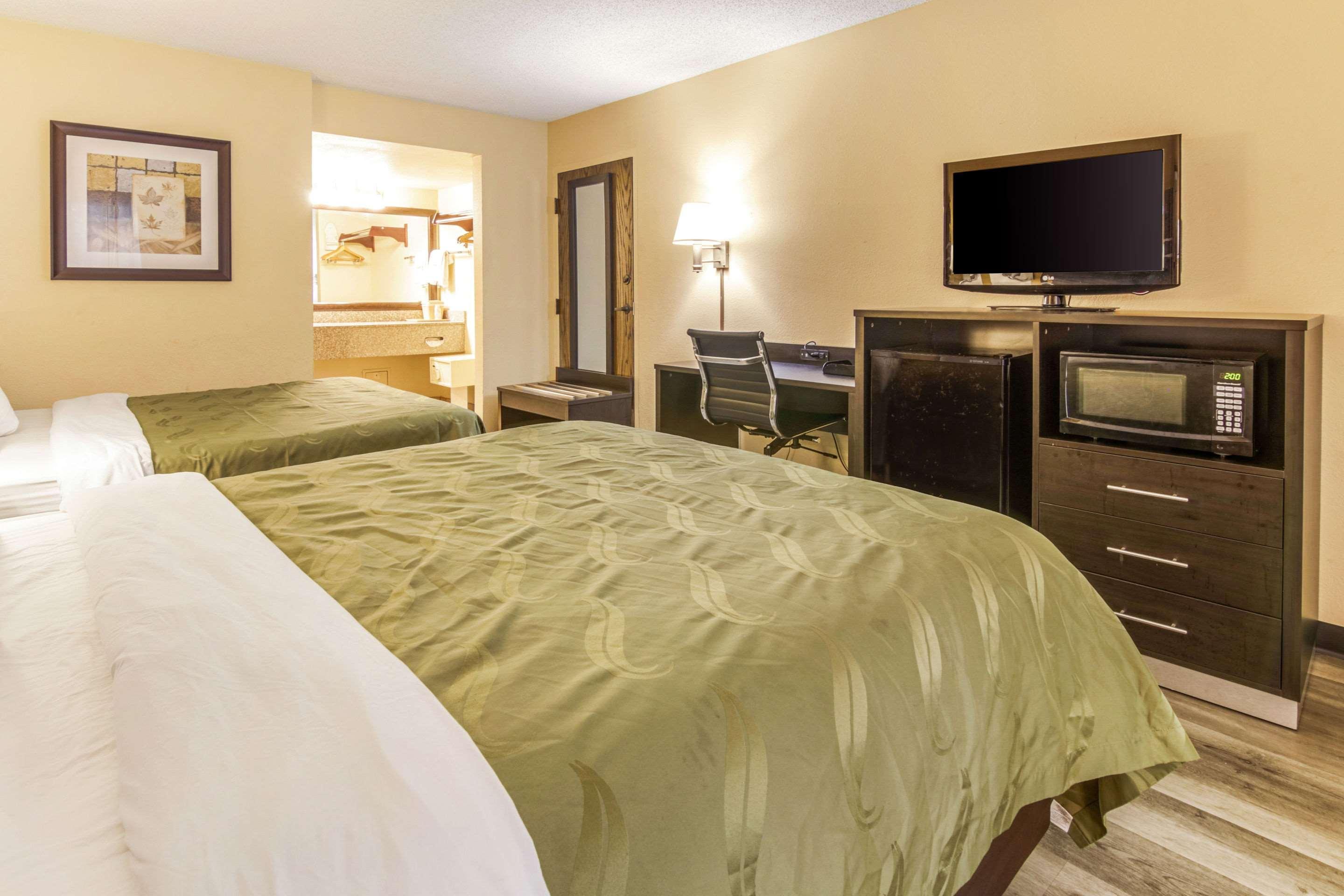 Quality Inn & Suites Atlanta Gunung Stone Luaran gambar