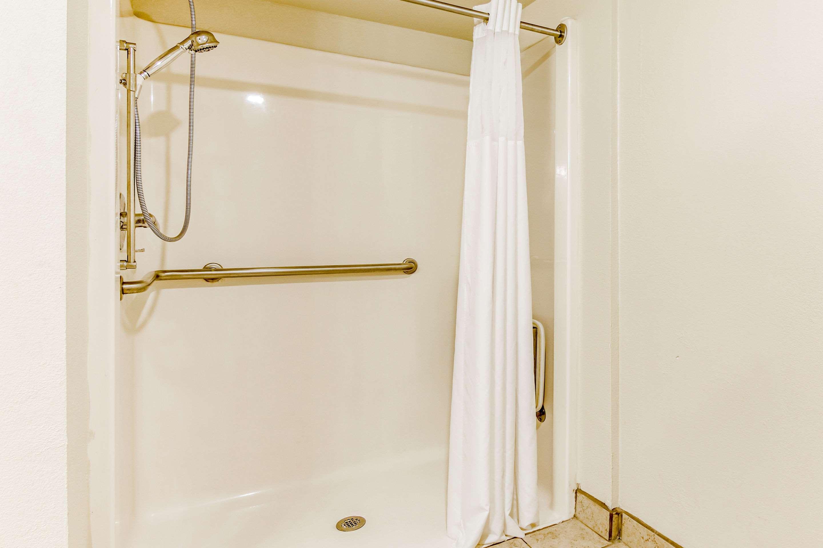 Quality Inn & Suites Atlanta Gunung Stone Luaran gambar
