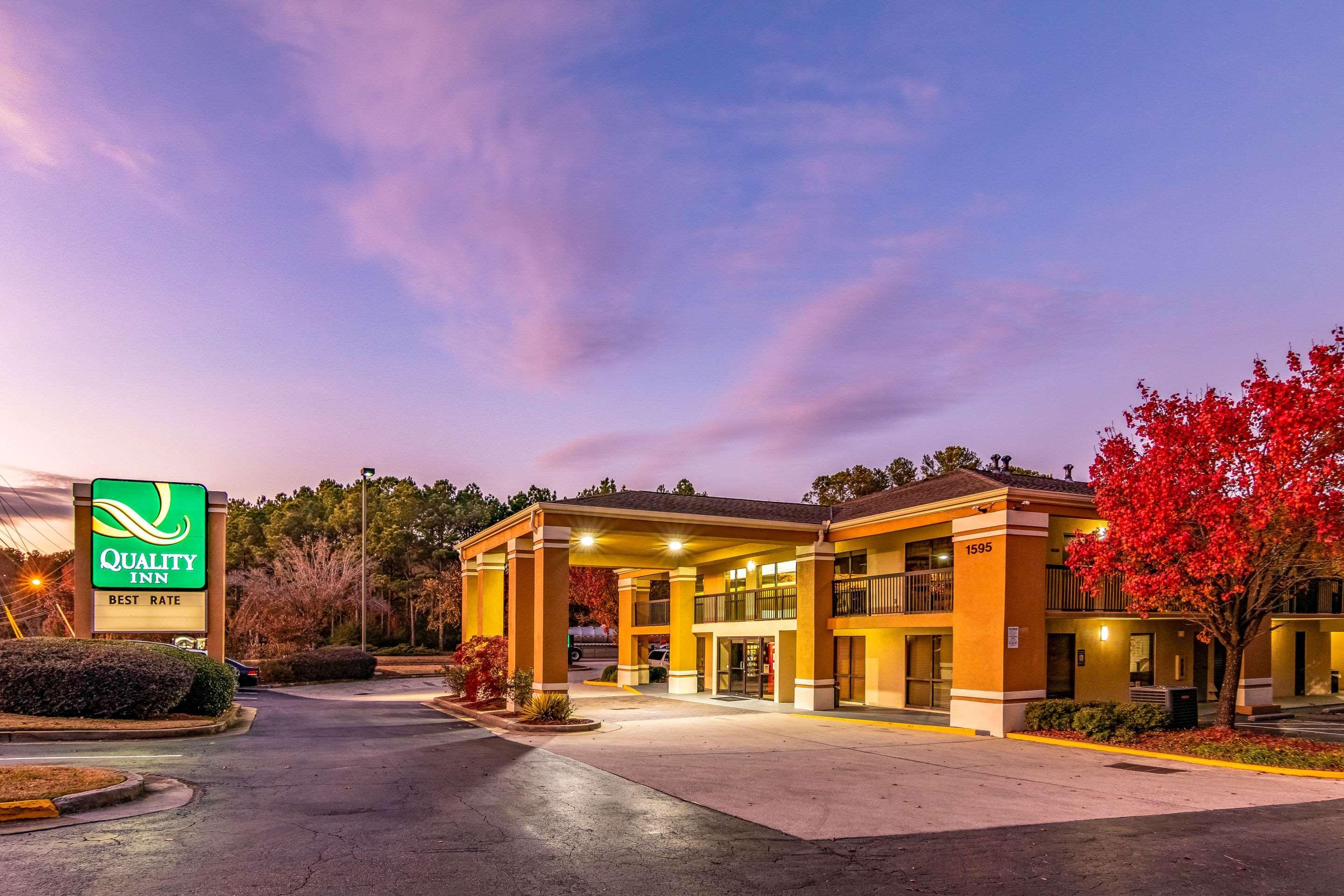 Quality Inn & Suites Atlanta Gunung Stone Luaran gambar