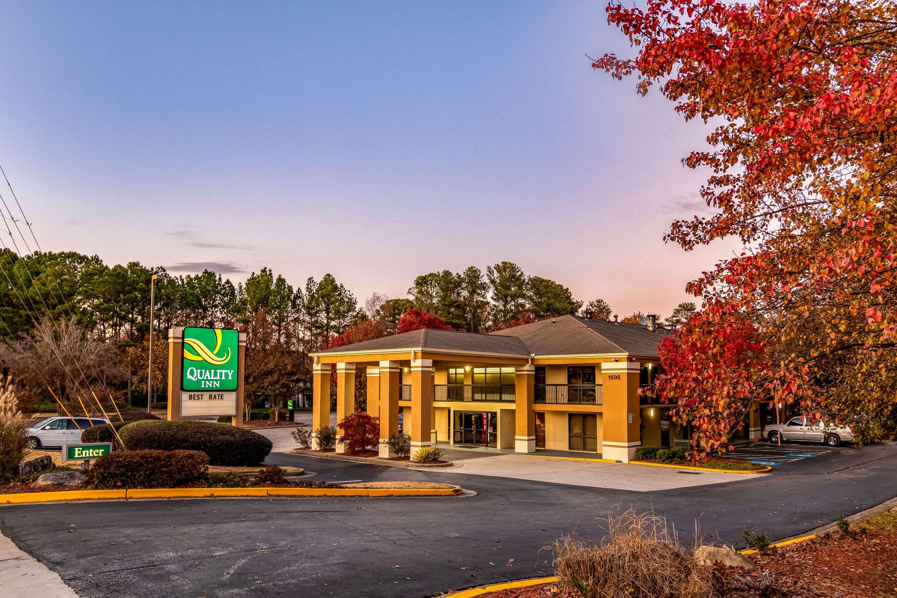 Quality Inn & Suites Atlanta Gunung Stone Luaran gambar
